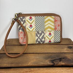 Fossil Patchwork Leather Wristlet Zip Around Wallet Brown Geometric